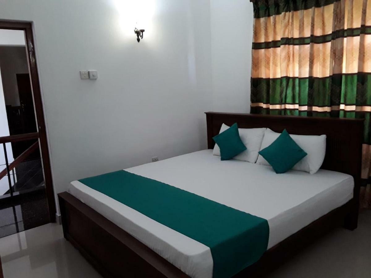 Bed and Breakfast La Sachara Kandy Zewnętrze zdjęcie