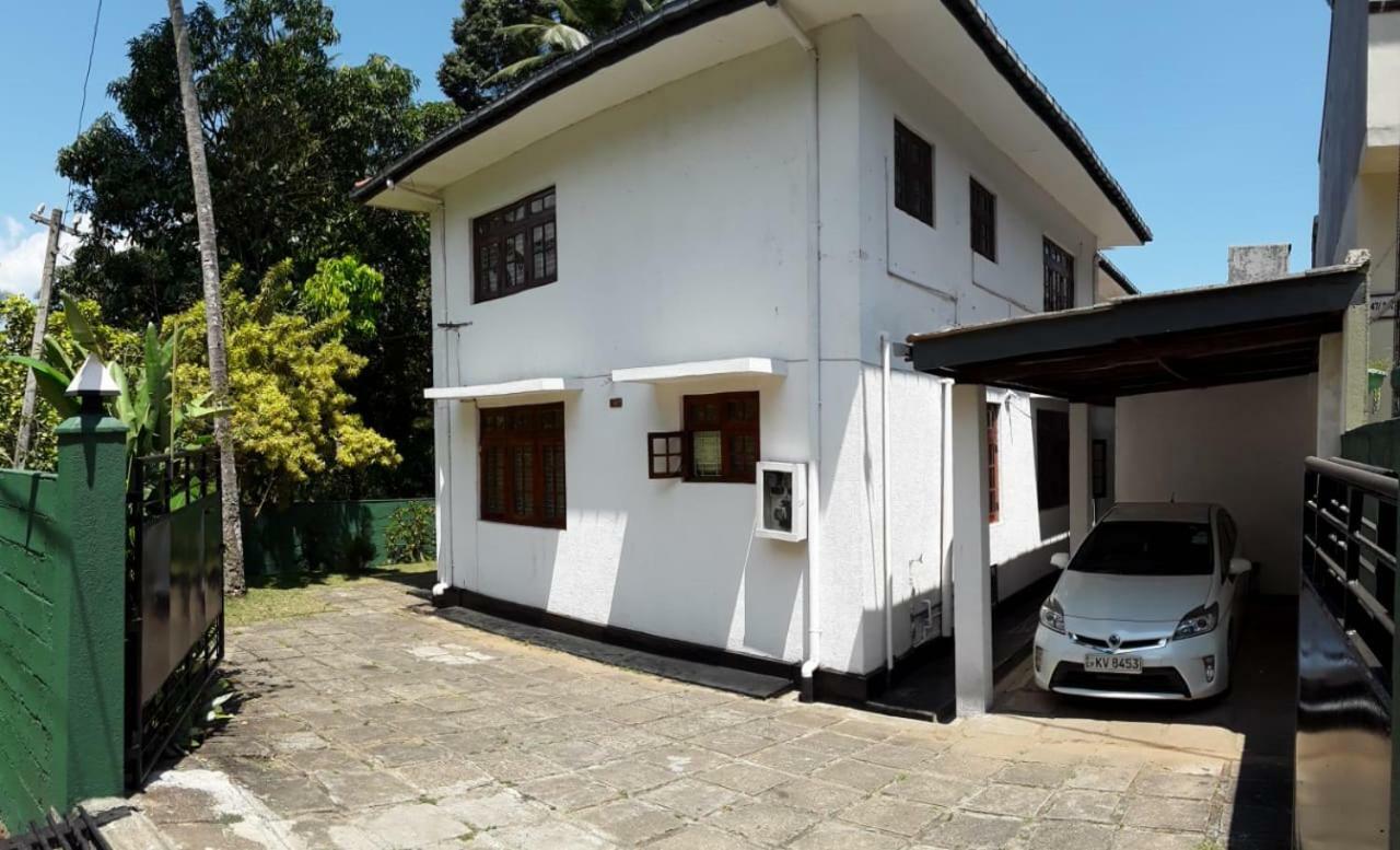 Bed and Breakfast La Sachara Kandy Zewnętrze zdjęcie